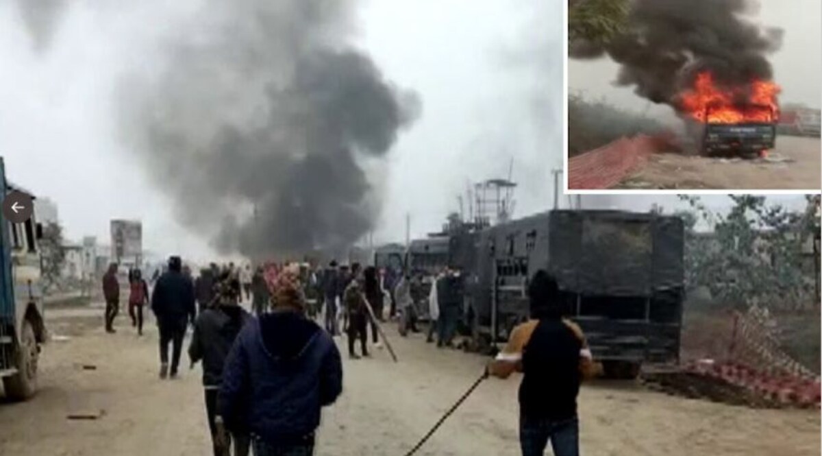 Bihar News: आधी रात को घरों में घुसकर पुलिसवालों ने भांजी लाठियां, गुस्साए किसानों ने फूंकी गाड़ियां CrimeTak