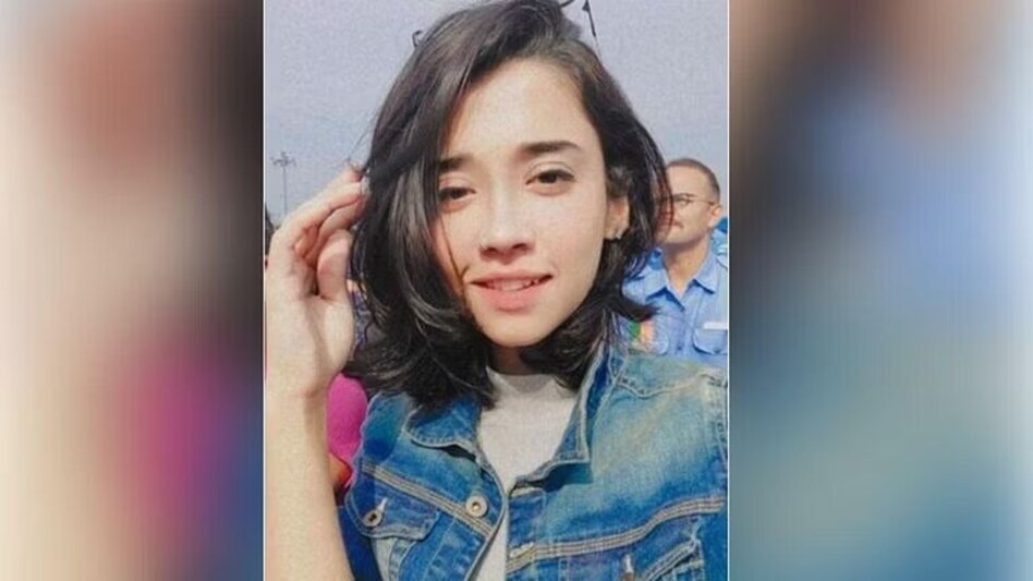 Chandigarh Hit And Run Case: युवती को कुचलने वाला निकला आर्मी का रिटायर्ड मेजर! Chandigarh Hit And Run Case: युवती को कुचलने वाला निकला आर्मी का रिटायर्ड मेजर!