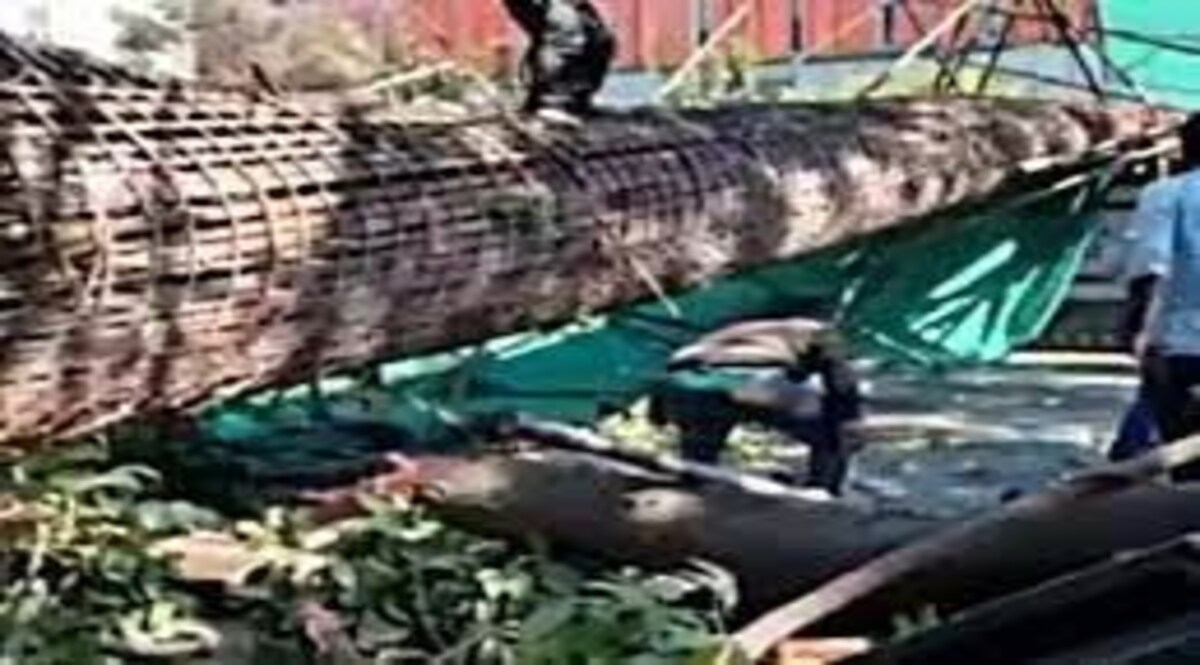 Bengaluru Metro Pillar : बेंगलुरु में मेट्रो का निर्माणाधीन पिलर गिरने से मां-बेटे की मौत CrimeTak