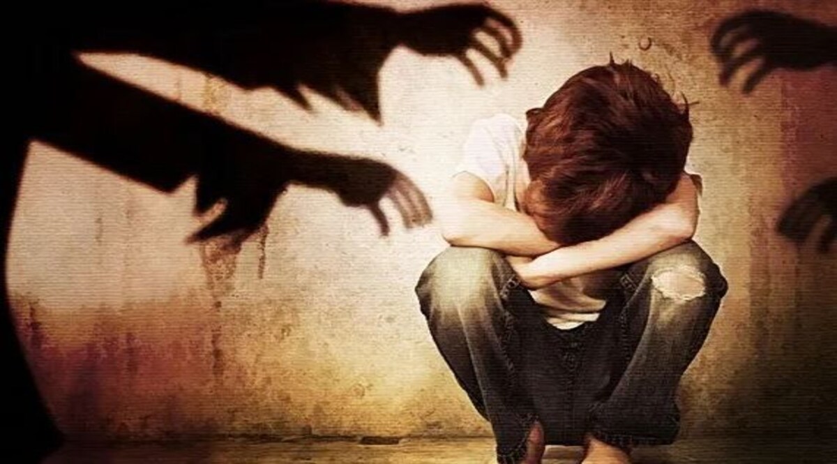 UP Crime: बलिया में सात साल के बच्चे से अप्राकृतिक दुष्कर्म, आरोपी गिरफ्तार CrimeTak