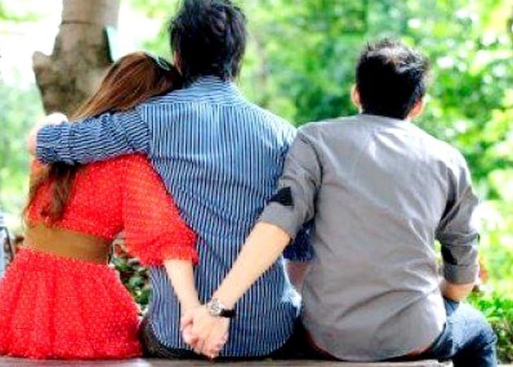 MP News: दो बॉयफ्रेंड से चलाया अफेयर, जब
भांडा फूटा तो जान बचाने के लिए कुएं में कूद गई लड़की MP News: दो बॉयफ्रेंड से चलाया अफेयर, जब भांडा फूटा तो जान बचाने के लिए कुएं में कूद गई लड़की