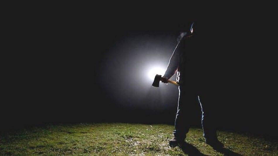 UP News: शौच करने गई महिला को जंगल में फिर दिखा साइको किलर, पुलिस के आने तक भाग निकला UP News: शौच करने गई महिला को जंगल में फिर दिखा साइको किलर, पुलिस के आने तक भाग निकला