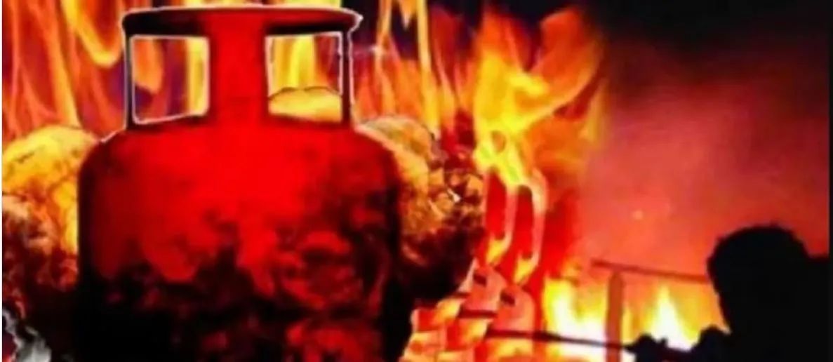 West Bengal: दक्षिण 24 परगना के मेले में सिलेंडर ब्लास्ट, चार की मौत, पांच घायल 4 की मौत