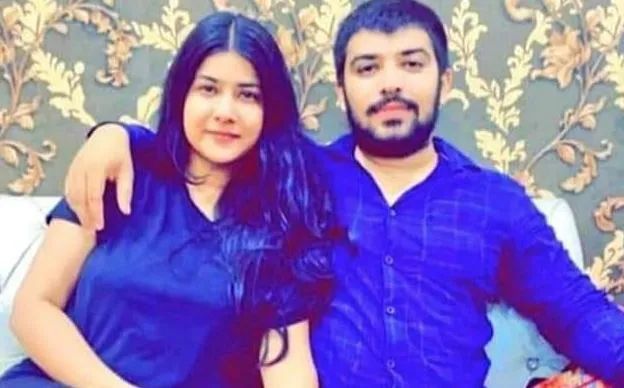 Nikki Murder Case Update: शादी करवाने वाले पंडित से साहिल का आमना सामना करवाएगी पुलिस, कोर्ट ने दो दिन की रिमांड और दे दी Nikki Murder Case Update: शादी करवाने वाले पंडित से साहिल का आमना सामना करवाएगी पुलिस, कोर्ट ने दो ...