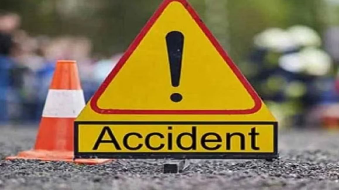 Rajasthan News: बस-कार की भिडंत में मां-बेटे की मौत, तीन घायल Rajasthan News: बस-कार की भिडंत में मां-बेटे की मौत, तीन घायल