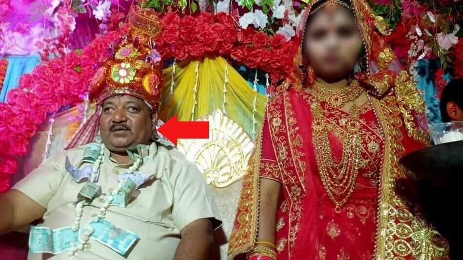 50 की उम्र में असलम से बना संजय, 16 साल की लड़की से चला था शादी करने, फर्जी इंस्पेक्टर बन कर चुका है 6 शादियां 50 की उम्र में असलम से बना संजय, 16 साल की लड़की से चला था शादी करने, फर्जी इंस्पेक्टर बन कर चुका ह...