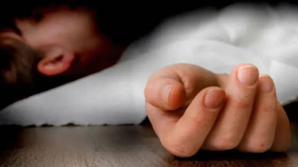 Haryana Crime: सोनीपत में युवक की पीट-पीटकर हत्या, पुलिस पर लापरवाही का आरोप Haryana Crime: सोनीपत में युवक की पीट-पीटकर हत्या, पुलिस पर लापरवाही का आरोप