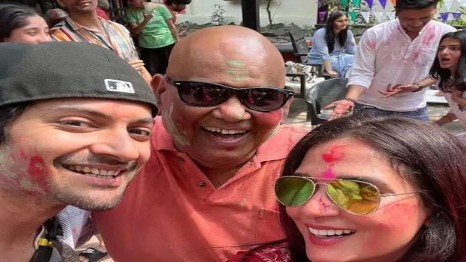 Satish Kaushik Death: थोड़ी देर में शुरू होगा सतीश कौशिक का पोस्टमार्टम Satish Kaushik Death: थोड़ी देर में शुरू होगा सतीश कौशिक का पोस्टमार्टम