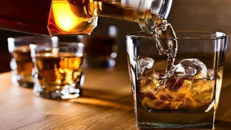 Rajasthan News: होली पर लोग पी गए 113.25 करोड़ की शराब Rajasthan News: होली पर लोग पी गए 113.25 करोड़ की शराब