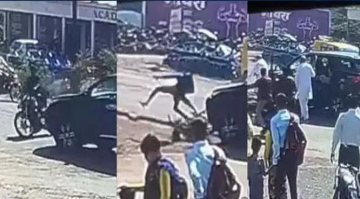 Road Accident: दिग्विजय सिंह की कार ने बाइक सवार को मारी टक्कर, सिर पर लगी गहरी चोट, पुलिस ने की पूर्व मुख्यमंत्री के खिलाफ ये कार्रवाई मध्य प्रदेश के पूर्व सीएम दिग्विजय सिंह की कार ने बाइक को टक्कर मारी