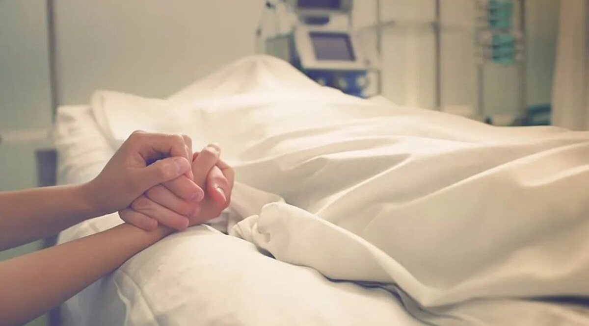 Bihar Crime News: गौ माँस ले जाने के शक में एक व्यक्ति की ग्रामीणो ने की पिटाई, इलाज के दौरान हुई मौत Social Media