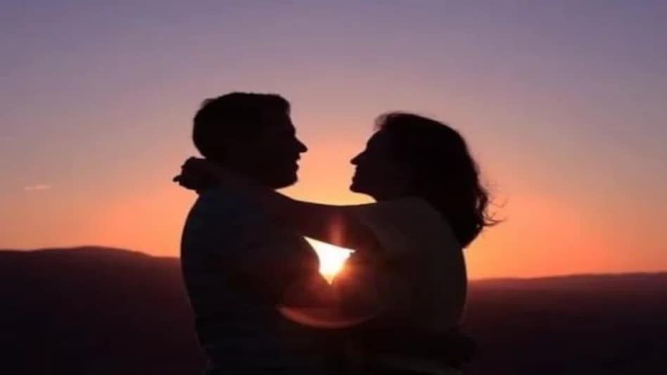 Bihar News : भाभी-भाभी बोलकर 4 बच्चों की मां को भगा ले गया प्रेमी, पति ने गजब की लिखी शिकायत Bihar News : भाभी-भाभी बोलकर 4 बच्चों की मां को भगा ले गया प्रेमी, पति ने गजब की लिखी शिकायत