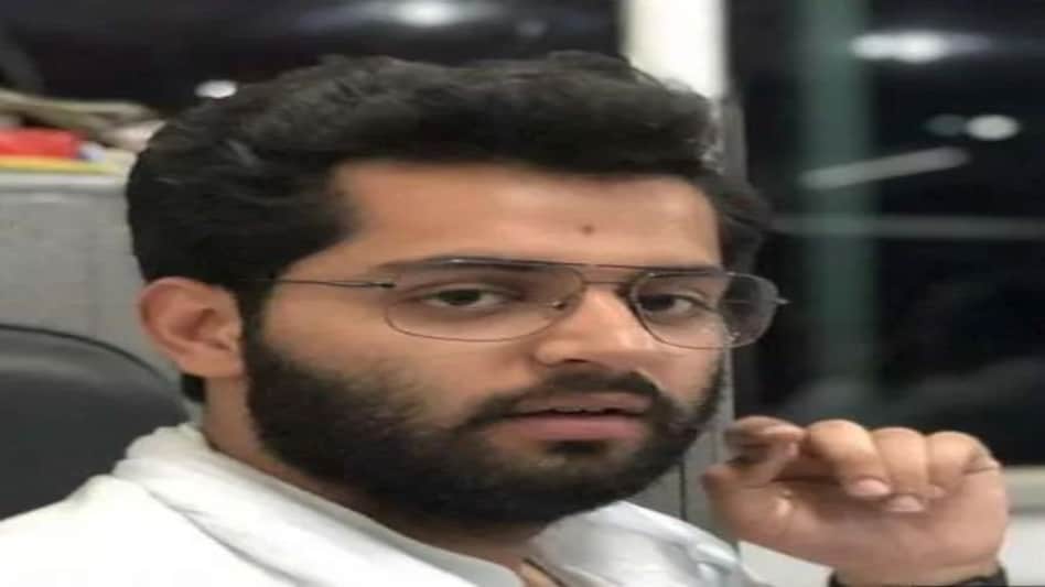 Umesh Pal Murder Update: खुल जा 'सिम सिम' का मंत्र जप रही उत्तर प्रदेश की पुलिस, सिम और मोबाइल के नए पेंच में उलझी उमेश पाल हत्याकांड की गुत्थी Umesh Pal Murder Update: खुल जा 'सिम सिम' का मंत्र जप रही उत्तर प्रदेश की पुलिस, सिम और मोबाइल के न...