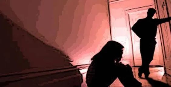 UP Crime News: दादा ने अपनी पोती के साथ किया रेप! फिर कही ये बात! UP Crime News: दादा ने अपनी पोती के साथ किया रेप! फिर कही ये बात!