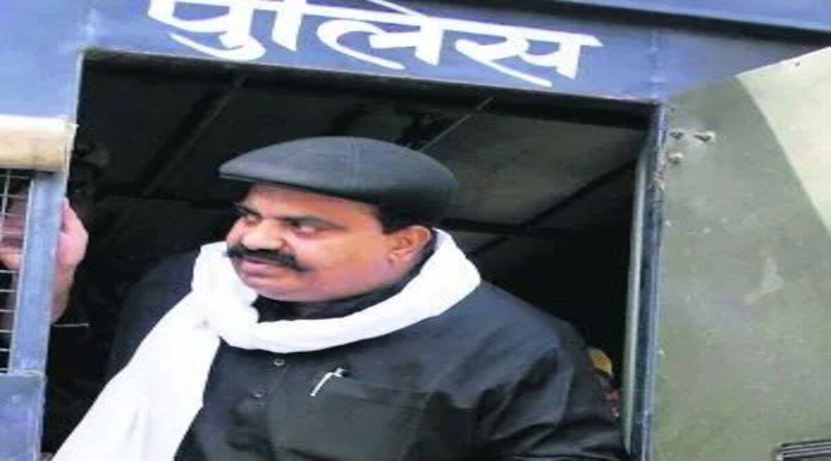Atiq Ahmed News: दो काफिले प्रयागराज की ओर... अतीक की यूपी में ENTRY, भाई अशरफ को लेकर शाहजहांपुर पहुंची पुलिस Atiq Ahmed News: दो काफिले प्रयागराज की ओर... अतीक की यूपी में ENTRY, भाई अशरफ को लेकर शाहजहांपुर पहुंची पुलिस
