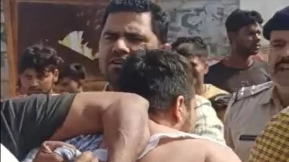 शामली में हरियाणा एसटीएफ टीम पर हमला, छह आरोपी गिरफ्तार शामली में हरियाणा एसटीएफ टीम पर हमला, छह आरोपी गिरफ्तार
