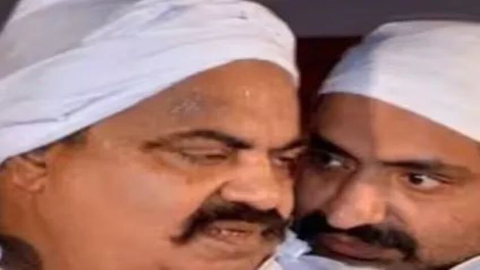 Atiq Ahmed News: अतीक अहमद कोर्ट पहुंचा Atiq Ahmed News: अतीक अहमद कोर्ट पहुंचा