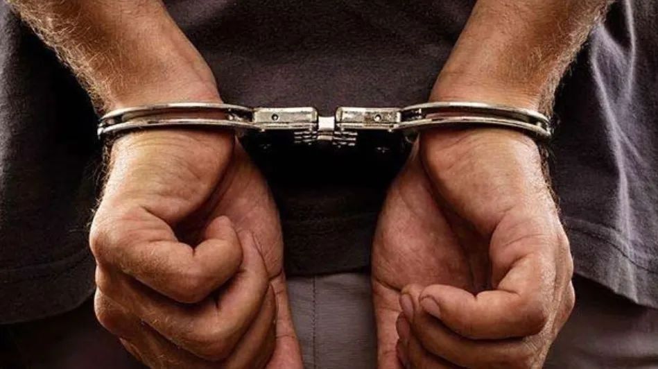 Delhi News: डॉक्टर पर चार वर्षीय बच्ची से छेड़छाड़ का आरोप, गिरफ्तार