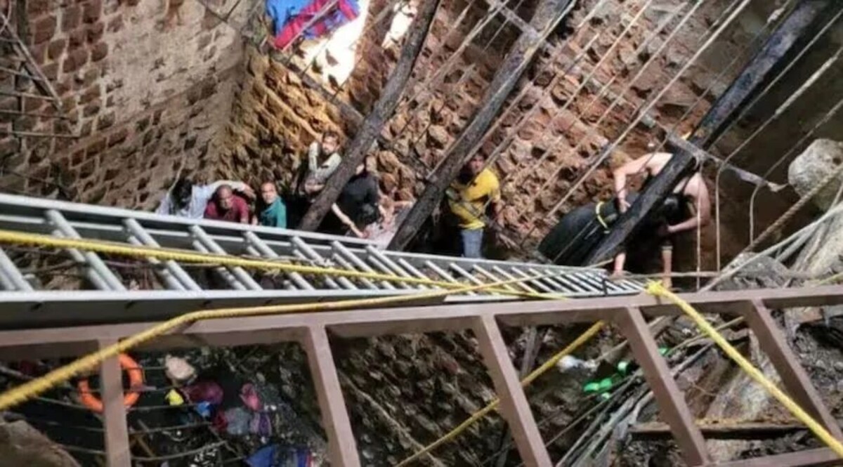 Ram Navami Indore Accident: बेलेश्वर महादेव मंदिर हादसे में अब तक 35 लोगों की मौत, 18 को बचाया गया Ram Navami Indore Accident