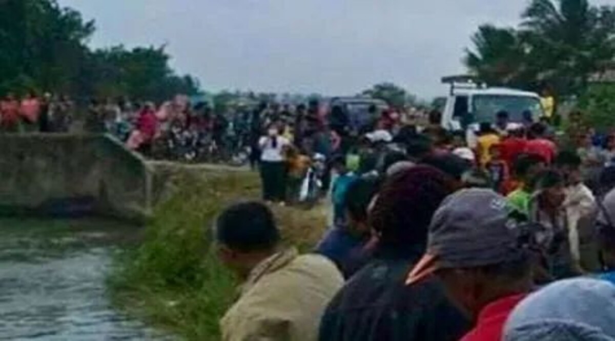 ओडिशा के संबलपुर में नहर में गिरा वाहन, सात लोगों की मौत Odisha Car Accident