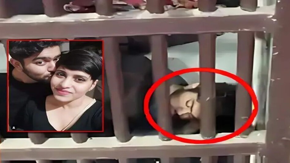 Shraddha Walker Murder: आफताब के साथ जेल में दूसरे कैदियों ने की मारपीट Shraddha Walker Murder: आफताब के साथ जेल में दूसरे कैदियों ने की मारपीट