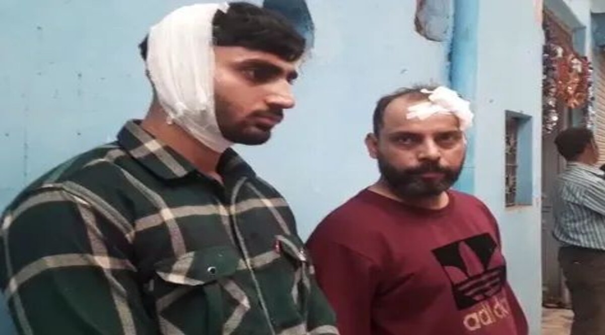 Delhi News: 8 बार चाकू मारने से हुई युवक की मौत, दबंगई कर रहे लड़को ने किया हमला Social Media