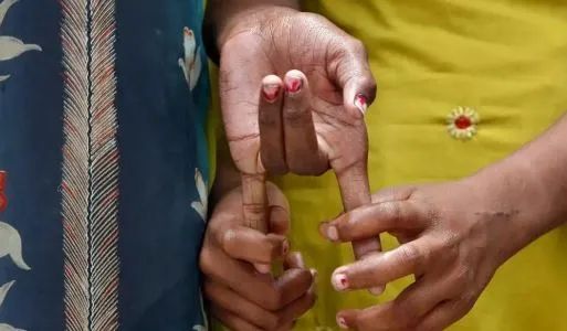 नई दिल्ली रेलवे स्टेशन से 400 बच्चों को बचाया गया नई दिल्ली रेलवे स्टेशन से 400 बच्चों को बचाया गया