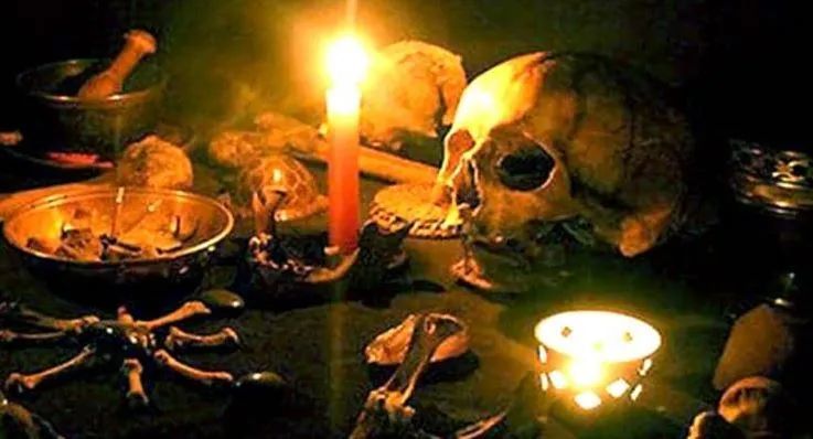 Maharashtra News: खौफनाक आत्मा भगाने के नाम पर ठगी, तीन साधुओं के खिलाफ केस दर्ज Maharashtra News: खौफनाक आत्मा भगाने के नाम पर ठगी, तीन साधुओं के खिलाफ केस दर्ज