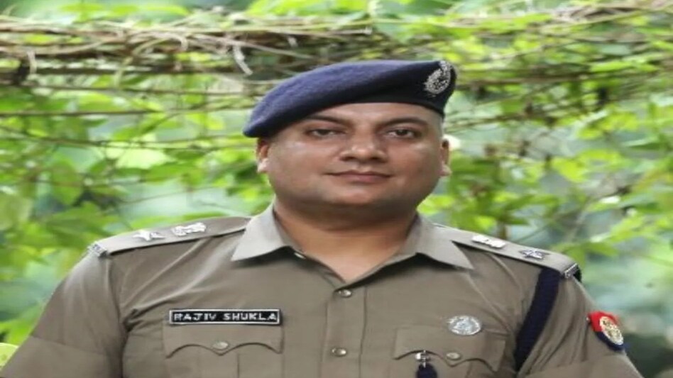 Umesh Pal Murder : उमेश पाल मर्डर केस में बड़ा एक्शन, अब बेरली जेल SP सस्पेंड Umesh Pal Murder : उमेश पाल मर्डर केस में बड़ा एक्शन, अब बेरली जेल SP सस्पेंड