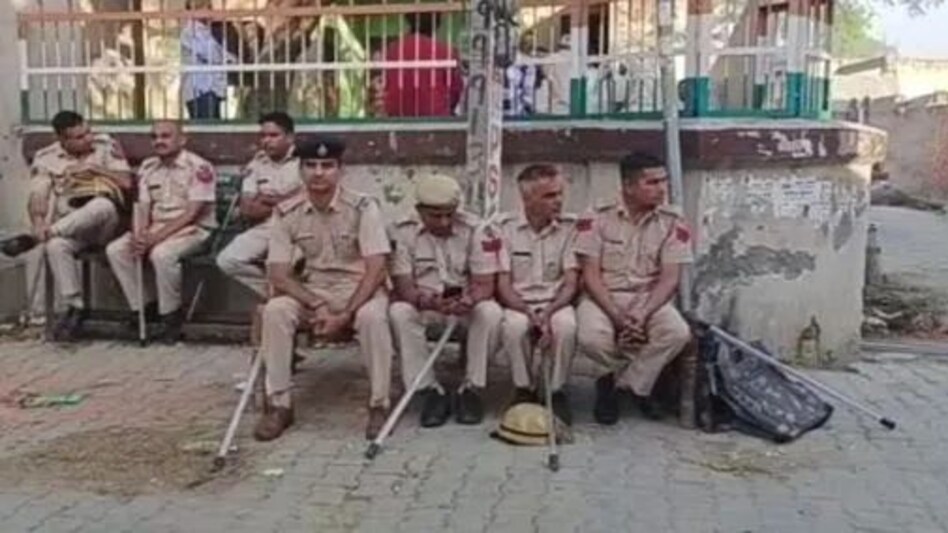 सोनीपत में हमलावरों ने मस्जिद में किया अटैक सोनीपत में हमलावरों ने मस्जिद में किया अटैक