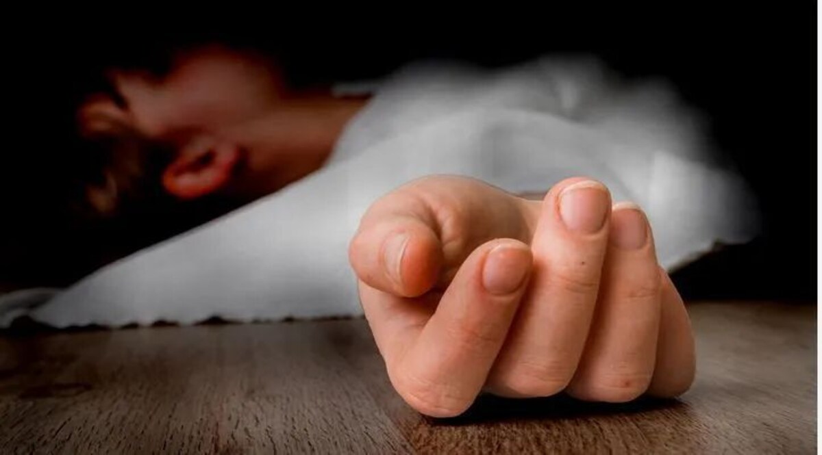 Delhi News: दिल्ली के होटल में 30 साल के युवक की लाश का क्या है राज़? खुदकुशी की आशंका जांच में जुटी पुलिस