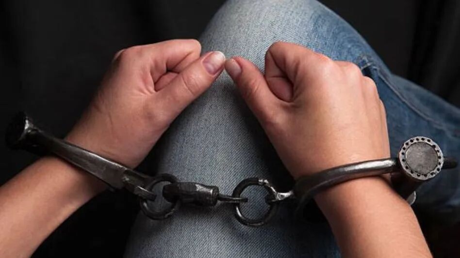 UP News: बेटे-बेटी की हत्या करने वाली मां को उम्रकैद, दो साल के बेटे व 6 महीने की बेटी की हत्या का मामला UP News: बेटे-बेटी की हत्या करने वाली मां को उम्रकैद, दो साल के बेटे व 6 महीने की बेटी की हत्या का ...
