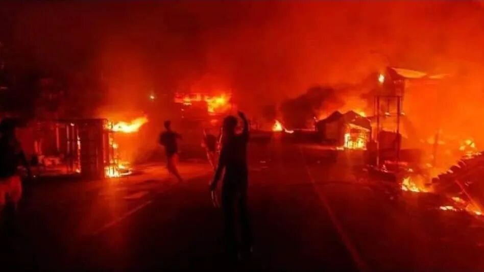 नहीं थम रही मणिपुर हिंसा, क्यों जल रहा है पूर्वोत्तर का यह राज्य? नहीं थम रही मणिपुर हिंसा, क्यों जल रहा है पूर्वोत्तर का यह राज्य?