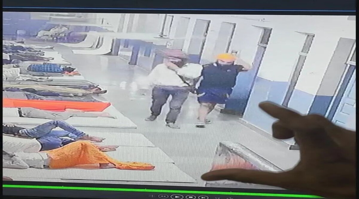 अमृतसर के तीन धमाकों का क्या है शादी शुदा जोड़े से रिश्ता, सराय के रूम नंबर 225 में बंद ब्लास्ट से जुड़ा ये राज अमृतसर में तीसरे धमाके की तफ्तीश के दौरान संदिग्ध की तस्वीर सामने आई