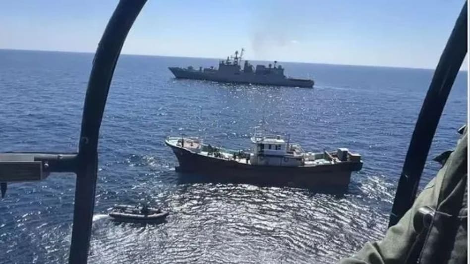 12 हज़ार करोड़ की नशे की खेप का पाकिस्तानी कनेक्शन, ड्रग्स की डिलीवरी का ये था प्लान 'ए' और 'बी' 12 हज़ार करोड़ की नशे की खेप का पाकिस्तानी कनेक्शन, ड्रग्स की डिलीवरी का ये था प्लान 'ए' और 'बी'