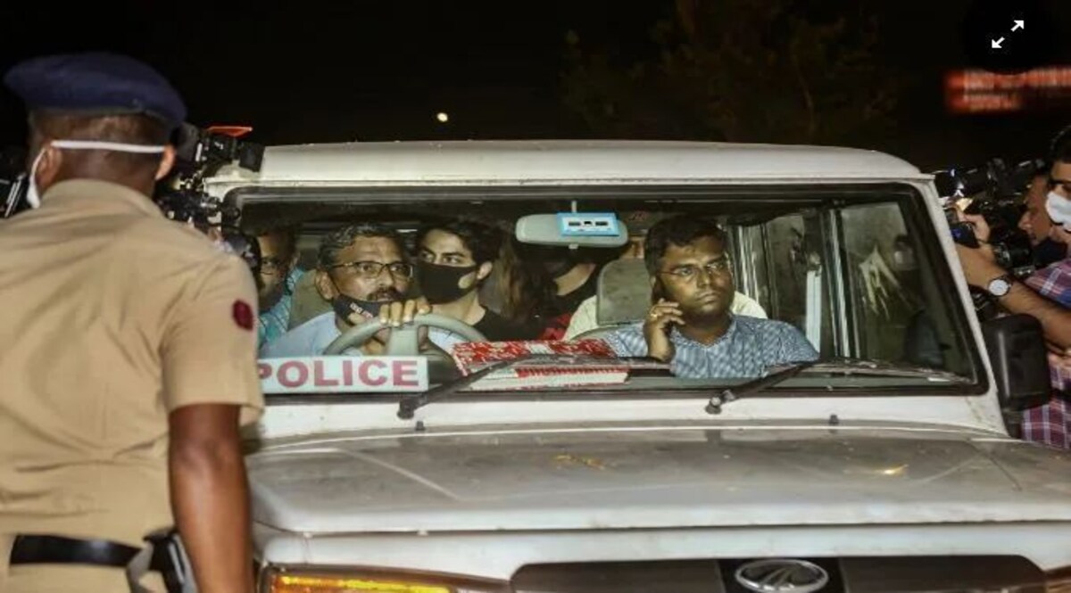 सीबीआई ने समीर वानखेड़े और एनसीबी के आरोपी अफसरों के फोन सीज किए, पूछताछ की तैयारी जांच जारी