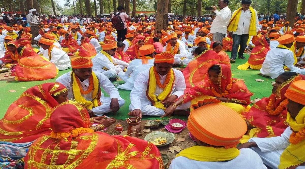 देश का एकमात्र ऐसा गांव, जहां लिव इन रिलेशनशिप में रहते हैं जोड़े 501 Couples were Living in Live-in Relationship in Jharkhand