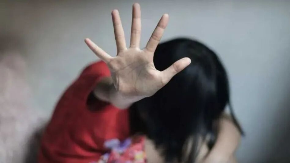 यूपी के बरेली में वैन चालक छात्रा से करता था गंदी बातें, छेड़खानी का केस दर्ज यूपी के बरेली में वैन चालक छात्रा से करता था गंदी बातें, छेड़खानी का केस दर्ज