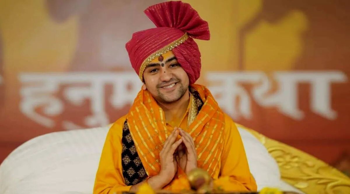 धीरेंद्र शास्त्री के दरबार से पुलिस ने इन 24 महिलाओं को इस वजह से पकड़ा है, वजह हैरान करने वाली है Crime News