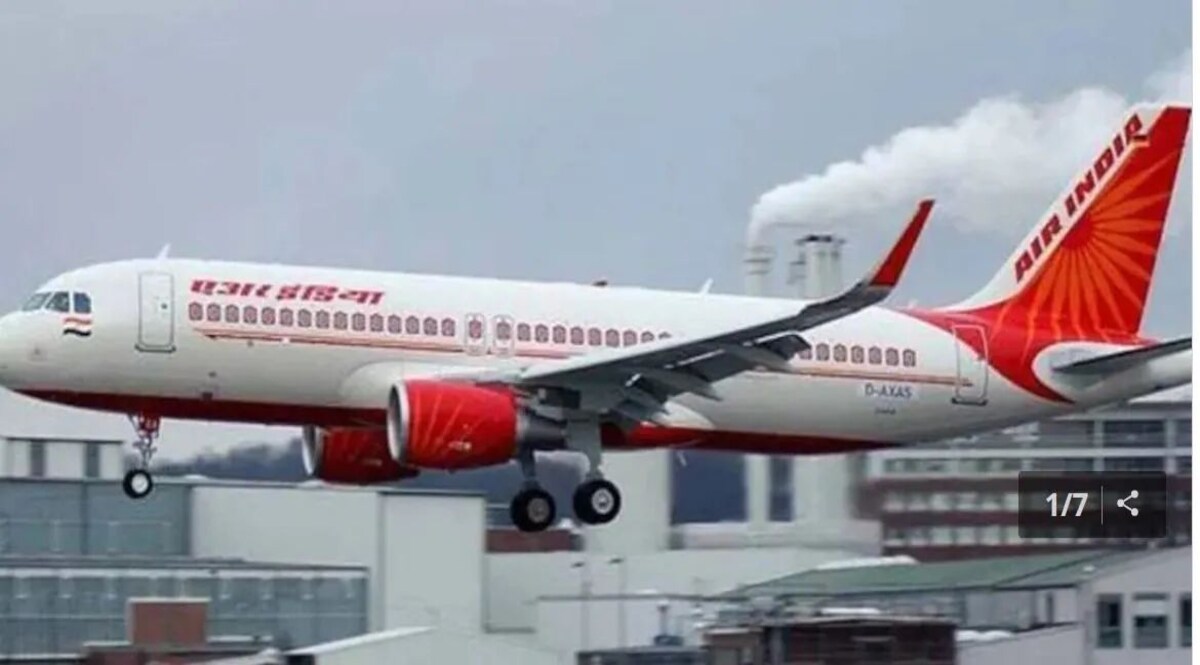 जब बीच हवा में लड़खड़ाया विमान, दिल्ली से सिडनी जा रहे 7 यात्रियों की बिगड़ी हालत जांच जारी