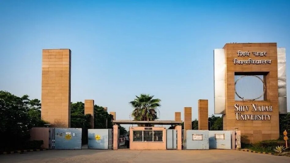 ग्रेटर नोएडा की शिव नादर यूनिवर्सिटी में कानपुर की छात्रा की गोली मारकर हत्या, आरोपी लड़का पहले गले लगाया फिर खुद को भी मारी गोली ग्रेटर नोएडा की शिव नादर यूनिवर्सिटी में कानपुर की छात्रा की गोली मारकर हत्या, आरोपी लड़का पहले गले...