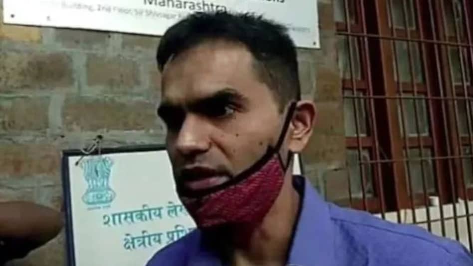 समीर ने खरीदी थी 22 लाख की घड़ी, 6 विदेश यात्राएं और मुंबई में 4 फ्लैट: रिपोर्ट समीर ने खरीदी थी 22 लाख की घड़ी, 6 विदेश यात्राएं और मुंबई में 4 फ्लैट: रिपोर्ट