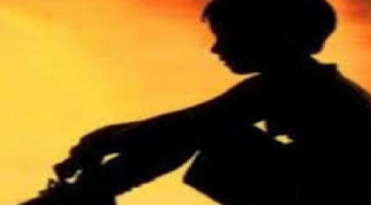 नमकीन खिलाने के बहाने चौकीदार ने किया 5 साल की बच्ची से रेप, पढ़ने गई थी बच्ची जांच में जुटी पुलिस