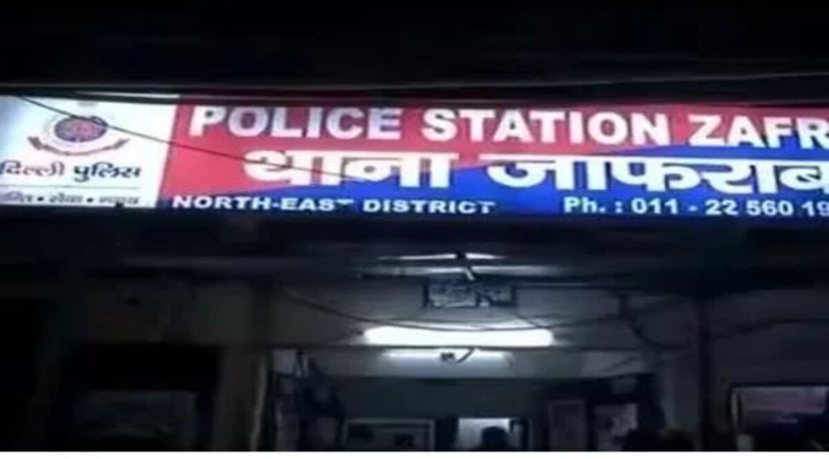 दिल्ली में कार के अंदर मिली युवक की लाश, कौन था आखिरी वक्त में अर्जुन के साथ? दिल्ली में कार के अंदर मिली युवक की लाश, कौन था आखिरी वक्त में अर्जुन के साथ?