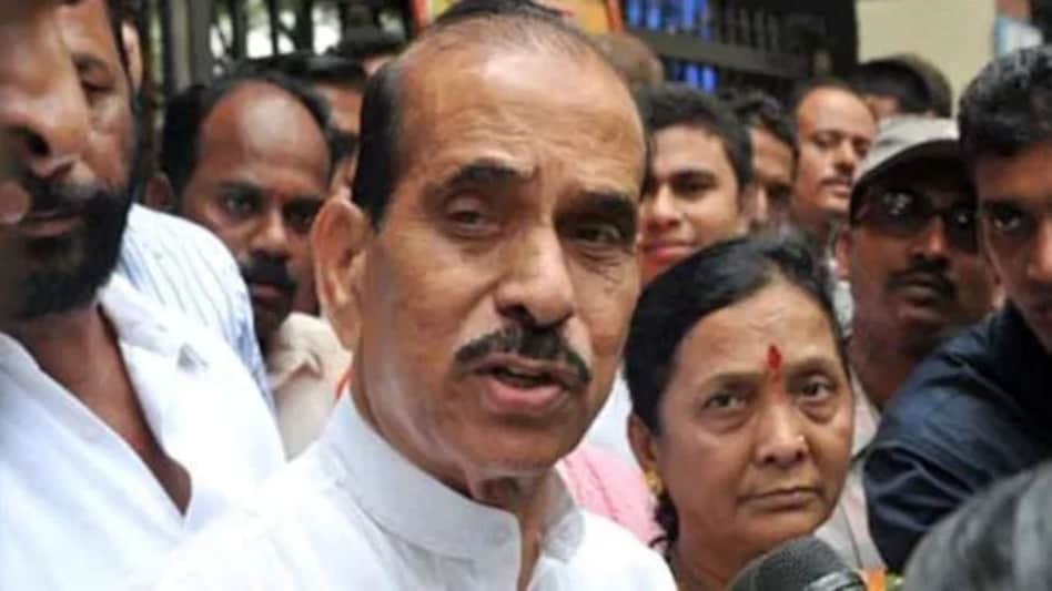 महाराष्ट्र के पूर्व मुख्यमंत्री मनोहर जोशी की ब्रेन हैमरेज के बाद हालत नाजुक: अस्पताल महाराष्ट्र के पूर्व मुख्यमंत्री मनोहर जोशी की ब्रेन हैमरेज के बाद हालत नाजुक: अस्पताल