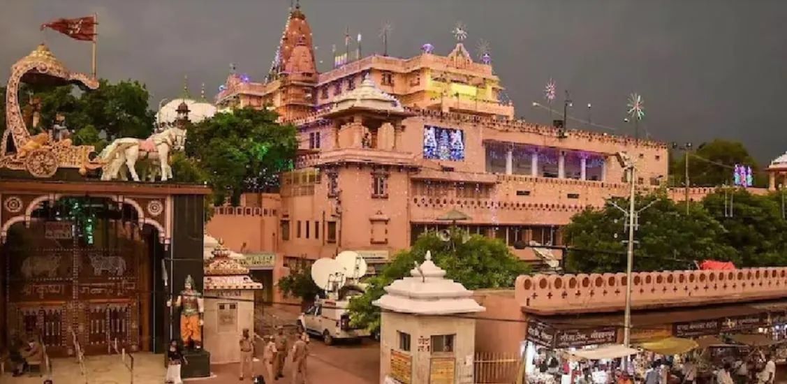 इलाहाबाद हाईकोर्ट का बड़ा फैसला, मथुरा श्रीकृष्ण जन्मभूमि विवाद से जुडे सभी मामलो की सुनवाई अब इलाहाबाद हाईकोर्ट करेगा इलाहाबाद हाईकोर्ट का बड़ा फैसला, मथुरा श्रीकृष्ण जन्मभूमि विवाद से जुडे सभी मामलो की सुनवाई अब इलाहा...