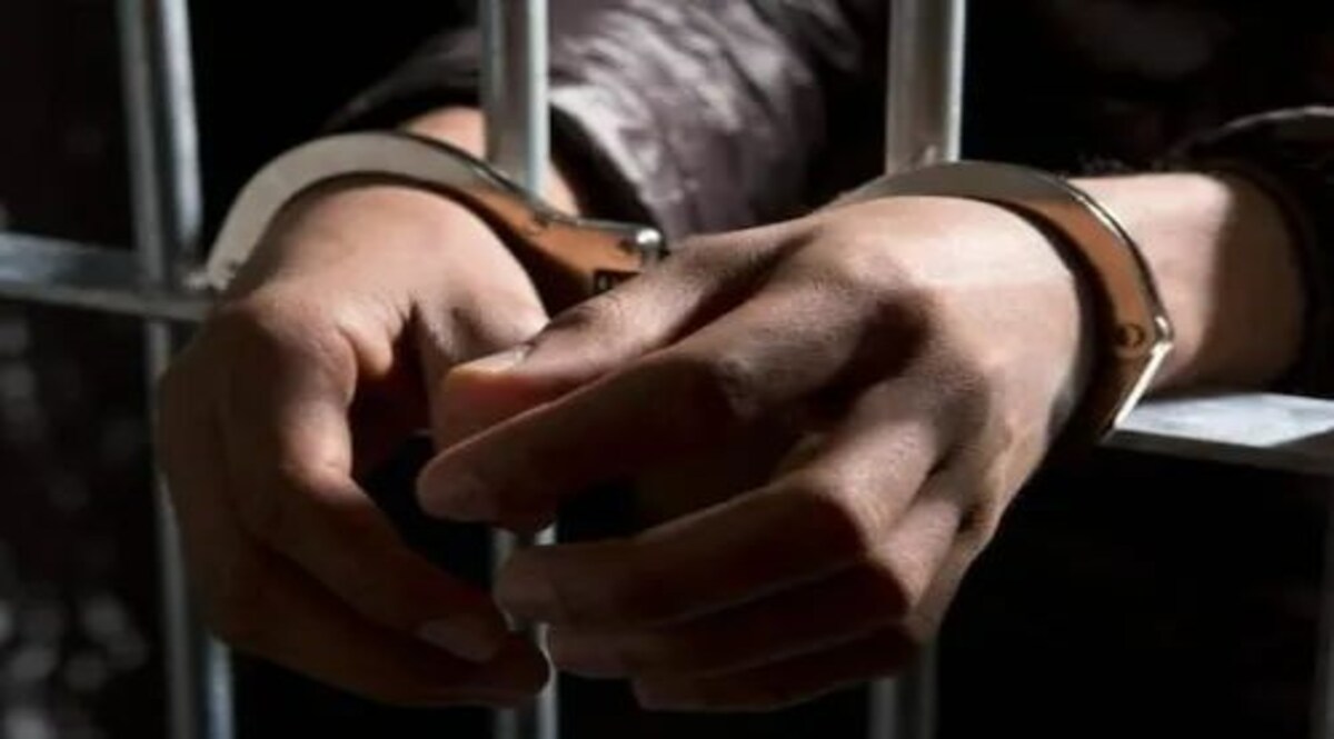 सात साल पहले की गई हत्या में अब कोर्ट ने 4 दोषियों के खिलाफ लिया ये सख्त फैसला Social Media