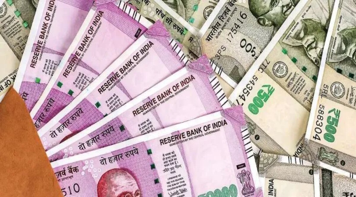 नोएडा में 15 हजार करोड़ रुपये के फर्जीवाड़े में एक्शन, चार और आरोपी गिरफ्तार चार और आरोपी गिरफ्तार