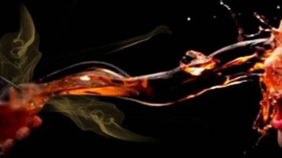 दिल्ली के द्वारका में फ्लैट में लगी भीषण आग, 85 साल के बुजुर्ग की मौत