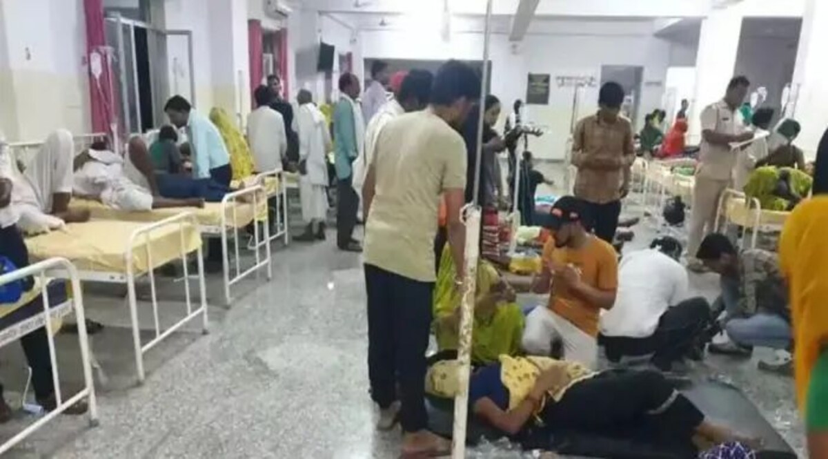 दौसा में धार्मिक कार्यक्रम में भोजन के बाद करीब 300 लोग बीमार, इलाज जारी प्रसाद खाने से बीमार